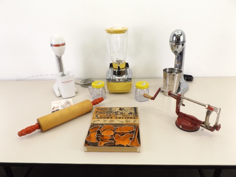 Large Lot of Vintage Blenders and Kitchen Utensils