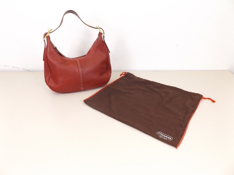 Vintage COACH Red Leather Shoulder Bag