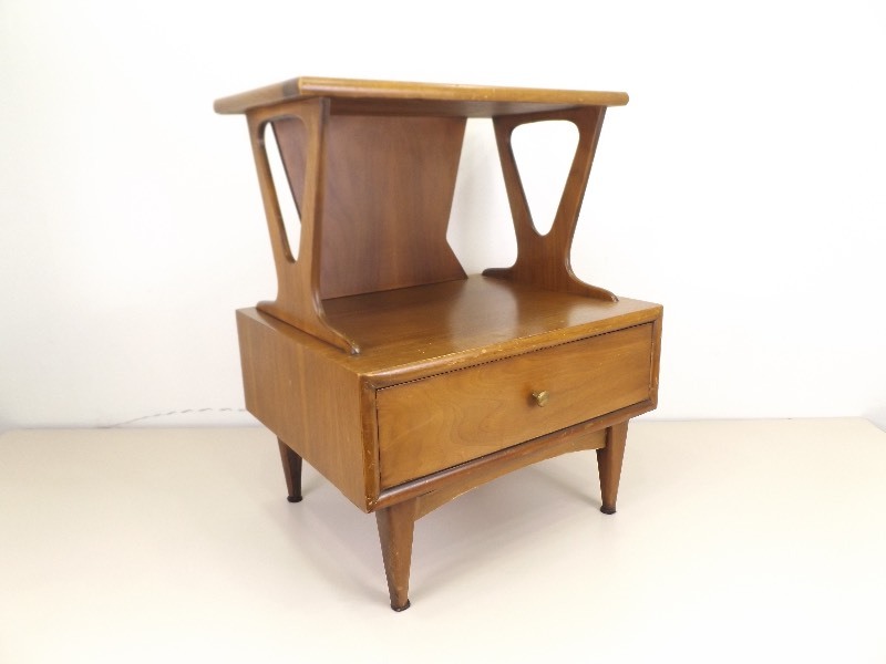 Mid Century Kent Coffey Wood End Table