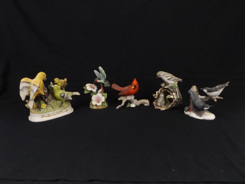 Lot of 5 Porcelain Bird Figurines