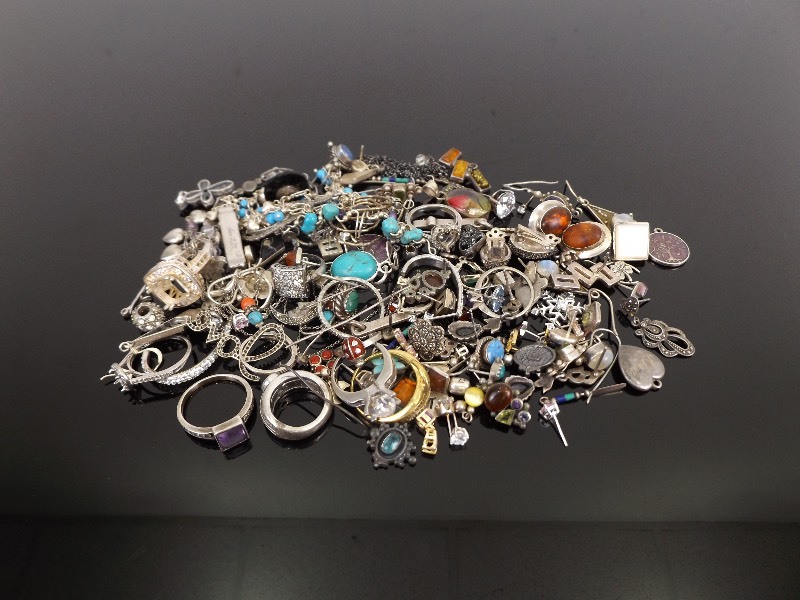 221 Grams of Scrap .925 Sterling Silver Jewelry