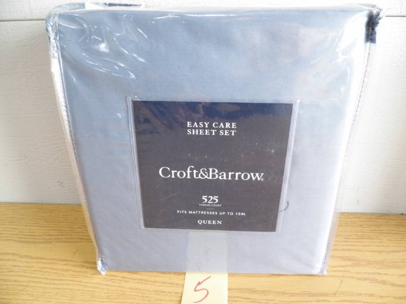 lot 5 image: Croft & Barrow Sheet Set