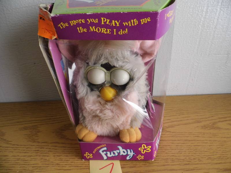 lot 7 image: Furby