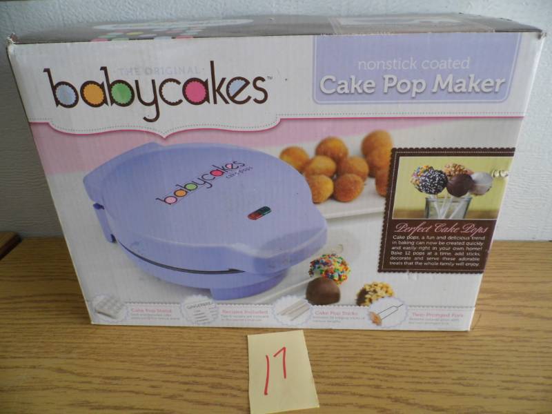 lot 17 image: Cake Pop Maker