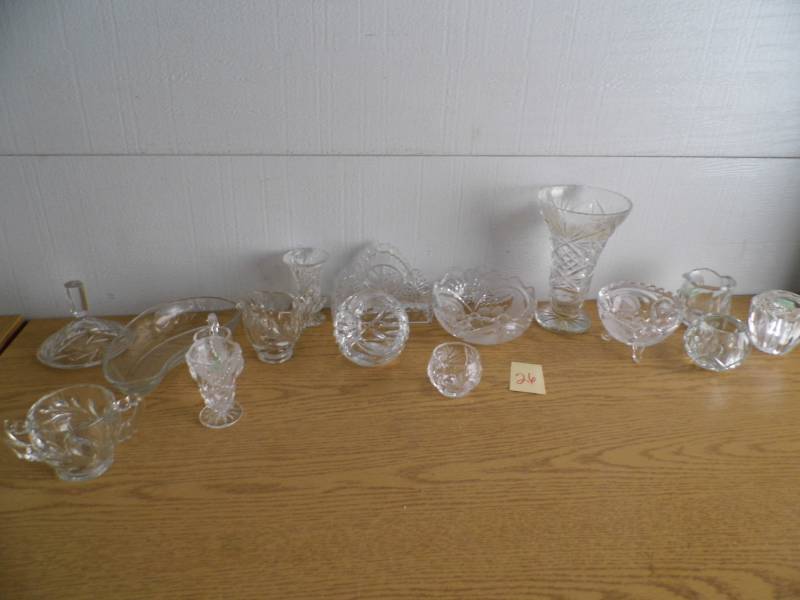 lot 26 image: Crystal - Cut Glass
