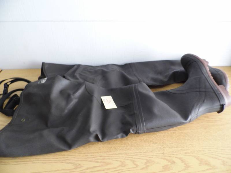 lot 36 image: Itasca Hip Waders