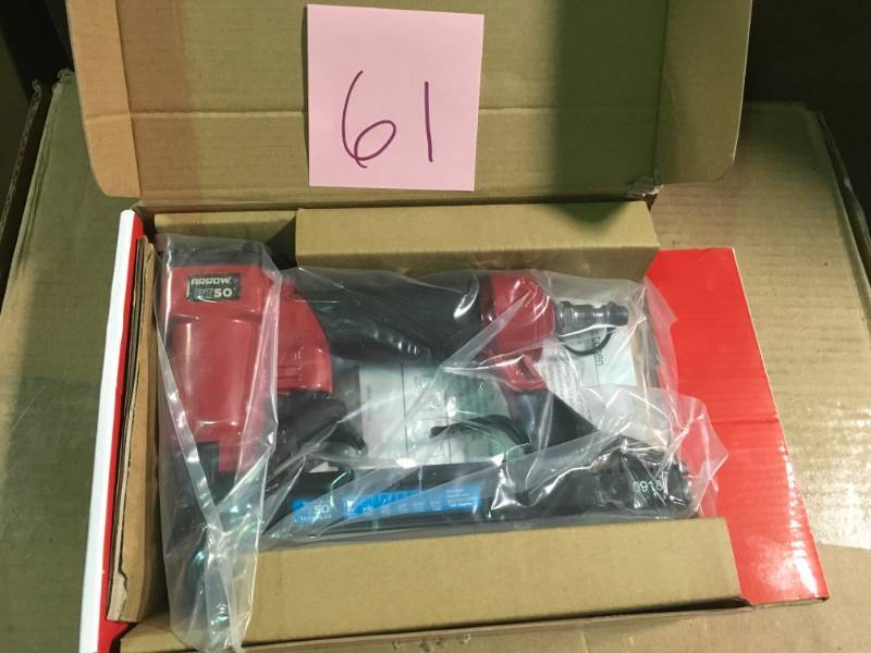 lot 61 image: Arrow Fastener Pneumatic Staple Gun in good condition