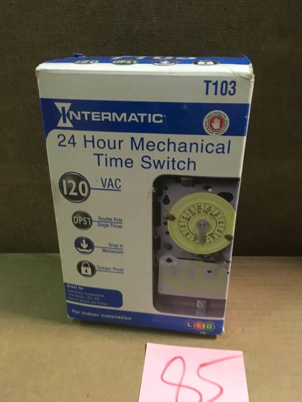 Intermatic T100 Series 40 Amp 24-Hour Indoor Mechanical Timer with Double Pole