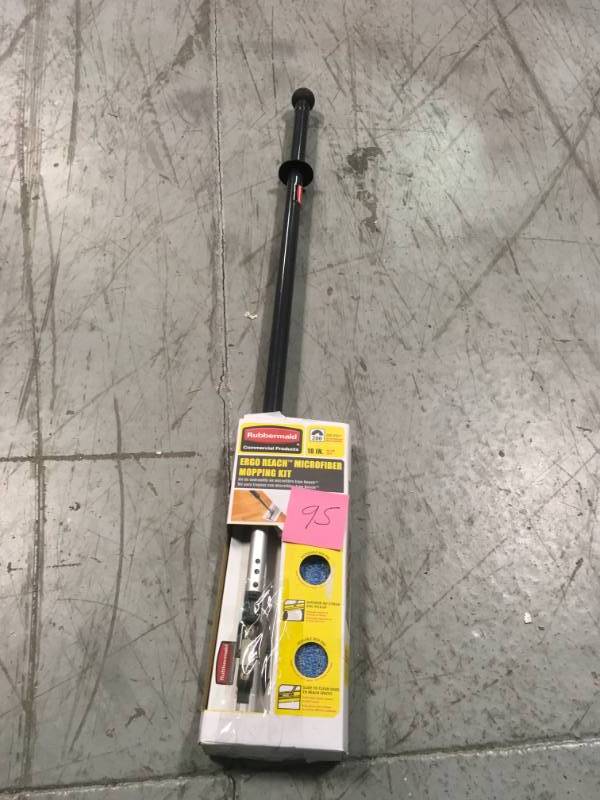 lot 95 image: Rubbermaid Commercial Products Ergo Reach Microfiber Wet Mopping Kit in good condition
