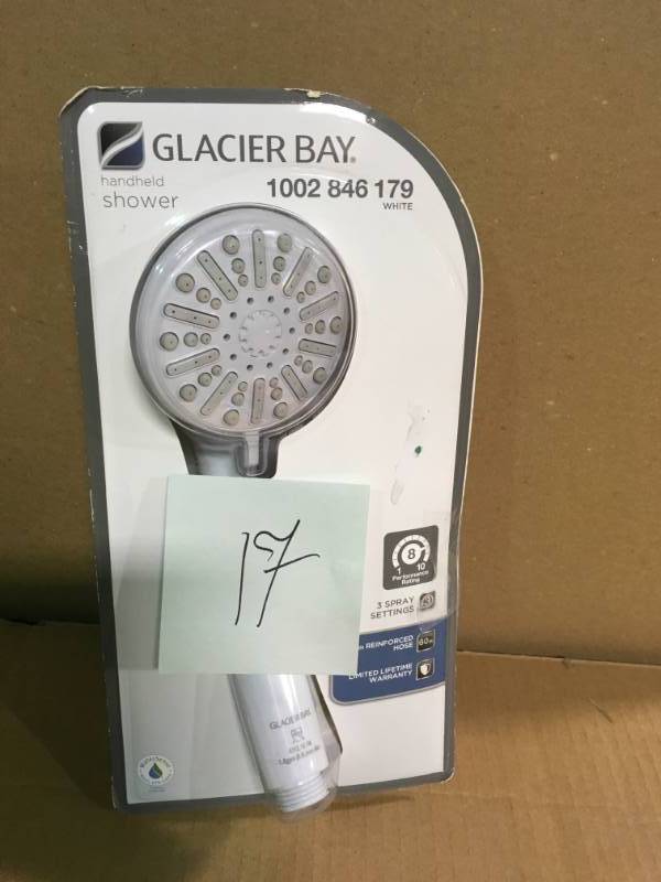 lot 17 image: Glacier Bay 3-Spray Hand Shower in White in good condition