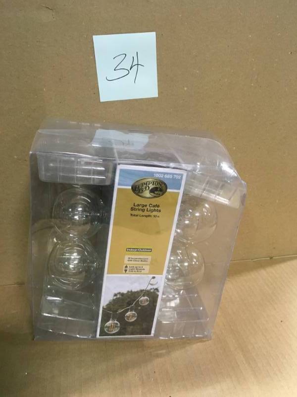 lot 34 image: Hampton Bay 10-Light G60 Light String in good condition