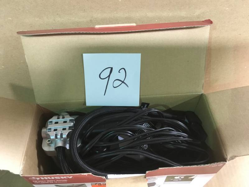 lot 92 image: Husky 12-Volt Inflator in good condition