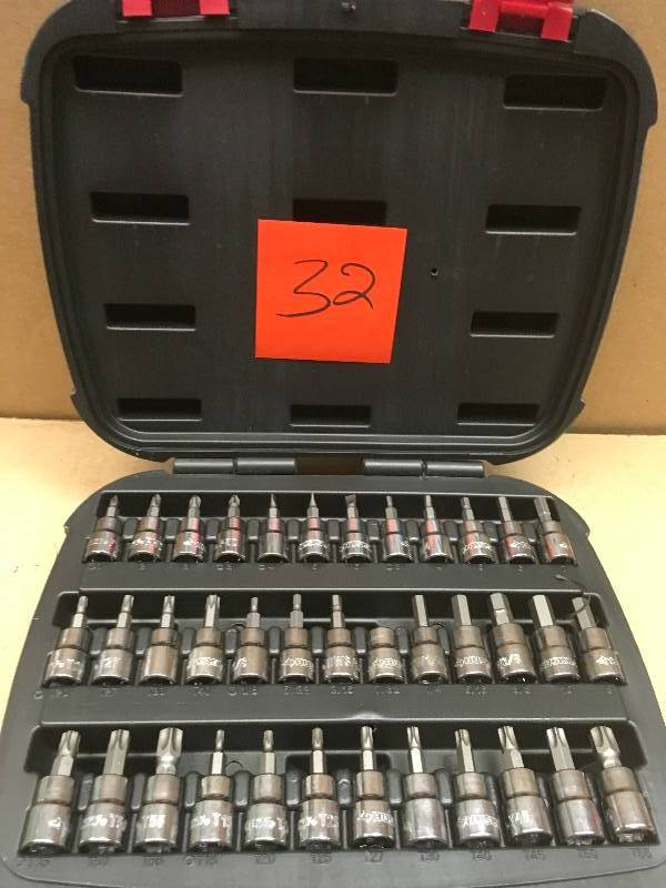 lot 32 image: Husky 38 in. Drive Master Bit Socket Set  in good condition