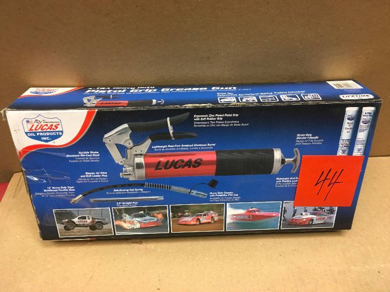 lot 44 image: Heavy Duty Pistol Grip Aluminum Grease Gun by Lucas Oil  in good condition