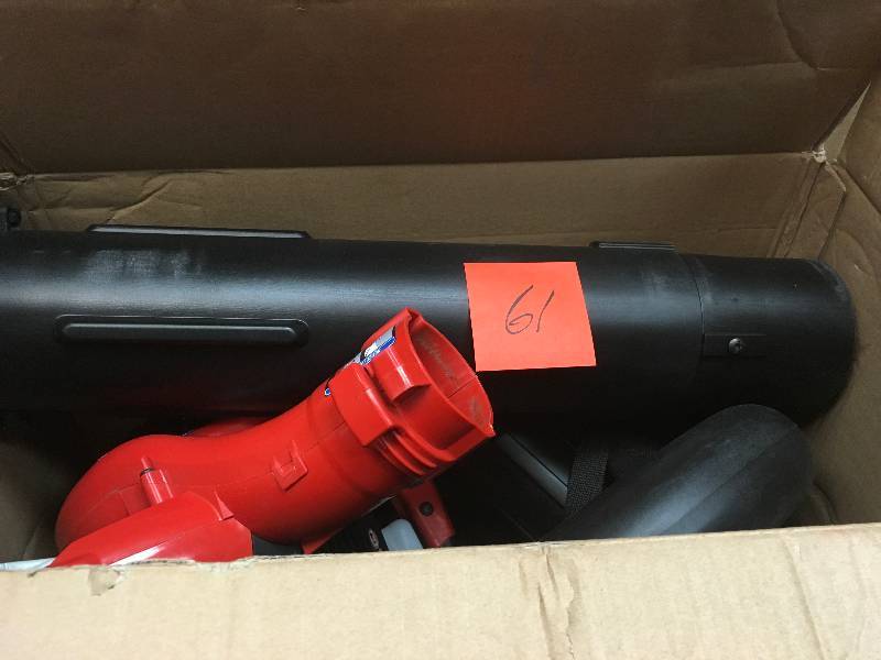 lot 61 image: Homelite 150 MPH 400 CFM 26cc Gas Handheld Blower Vacuum USED  in good condition