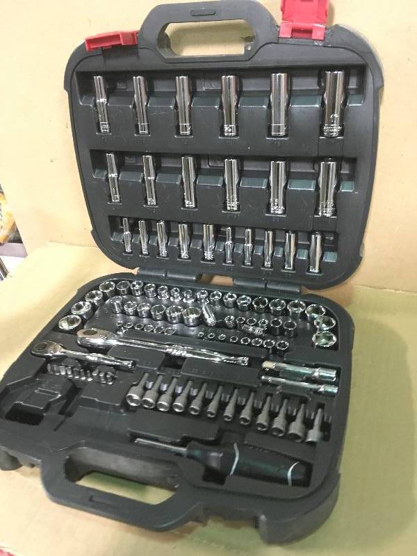 lot 62 image: Husky Mechanics Tool Set (111-Piece) MISSING PCS