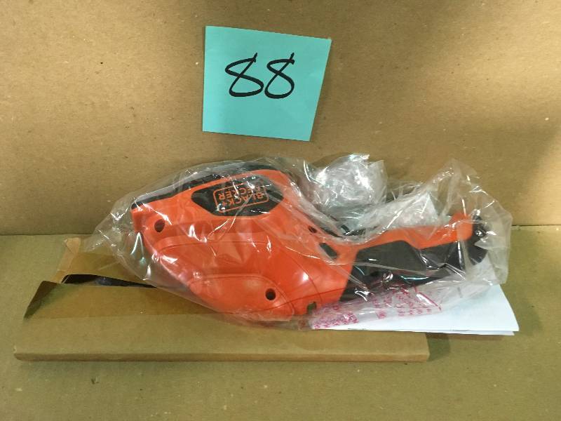 lot 88 image: BLACKDECKER 6 in. 3.6-Volt Lithium-Ion Cordless 2-in-1 Compact Garden Shears and Trimmer Combo with Rechargeable Battery and Charger  in good condition