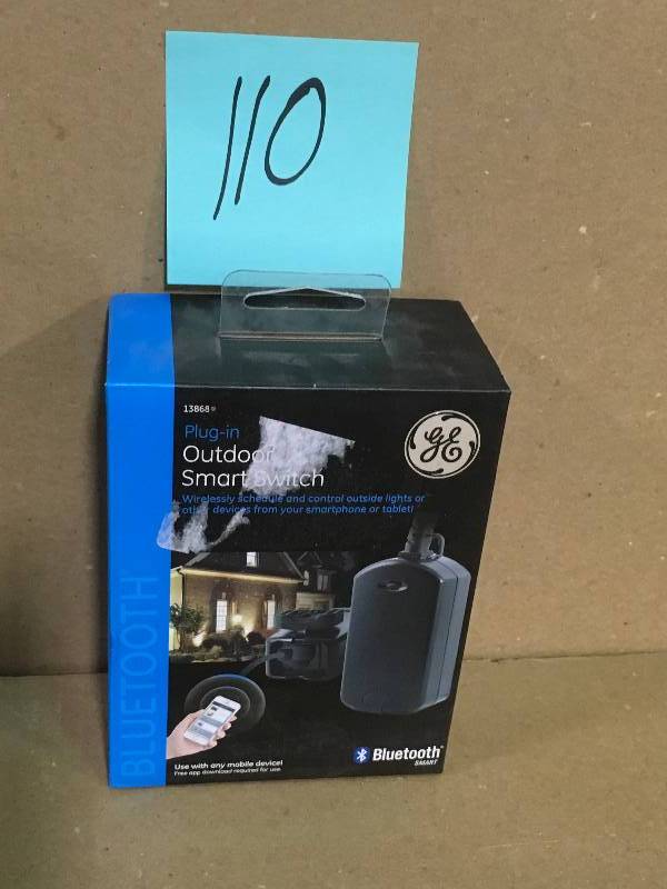 lot 110 image: GE Bluetooth Outdoor Smart Switch Timer (13868)  in good condition