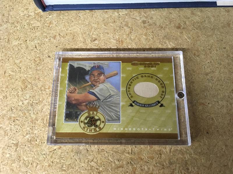 Harmon Killebrew Game Used Bat Card 115250