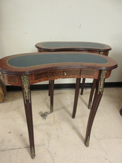 lot 110 image: ANTIQUE, ORNATE, KIDNEY SHAPED ACCENT TABLES