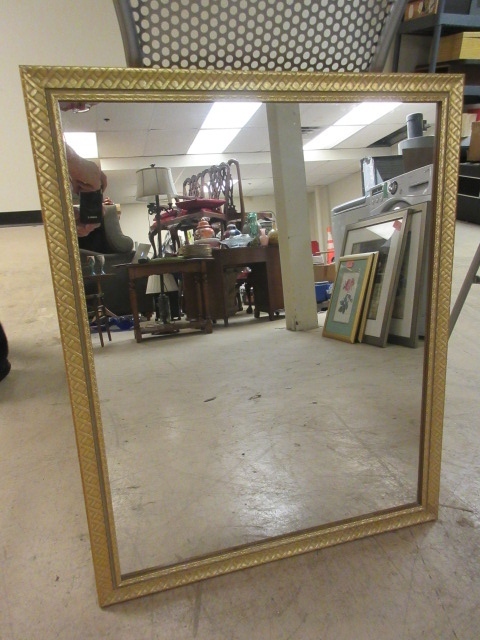 lot 133 image: GOLDEN FRAMED MIRROR