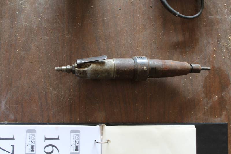 lot 169 image: Rockwell FC516B Pneumatic Chisel