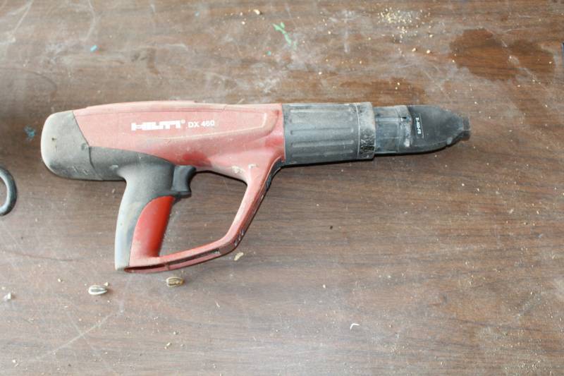 lot 173 image: 2004 Hilti DX460 Automatic Powder Actuated Tool