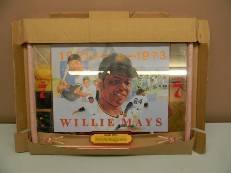 lot 31 image: SEAGRAM 7 WILLIE MAYS MIRRORED SIGN - NOS - SEE PICTURES