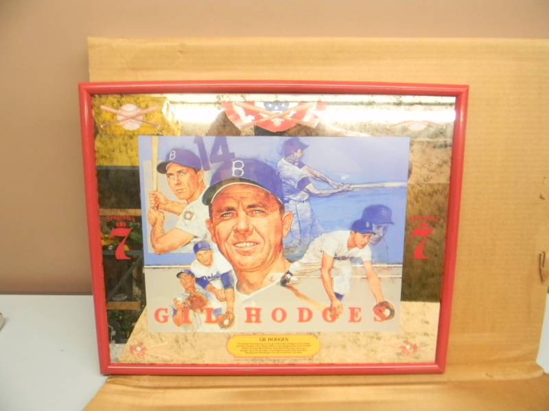 lot 32 image: SEAGRAM 7 GIL HODGES MIRRORED SIGN - NOS - SEE PICTURES