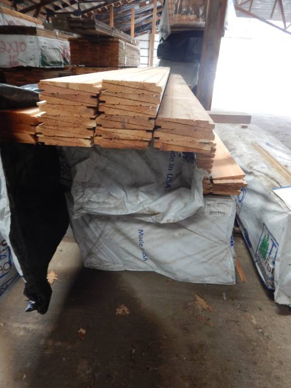 lot 14 image: 8 Western Red Cedar Lap Siding
