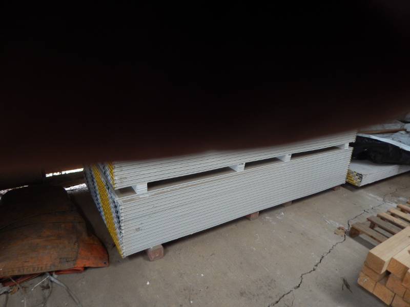 lot 22 image: 4 x 8 x 12 Sheetrock