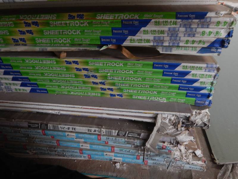 lot 23 image: 4 x 8 x 58 Moisture Resistant Sheetrock