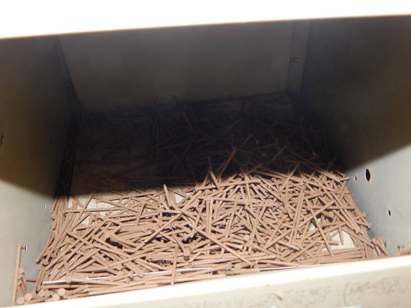 lot 105 image: 8d Cedar Brown Splitless Siding Nails
