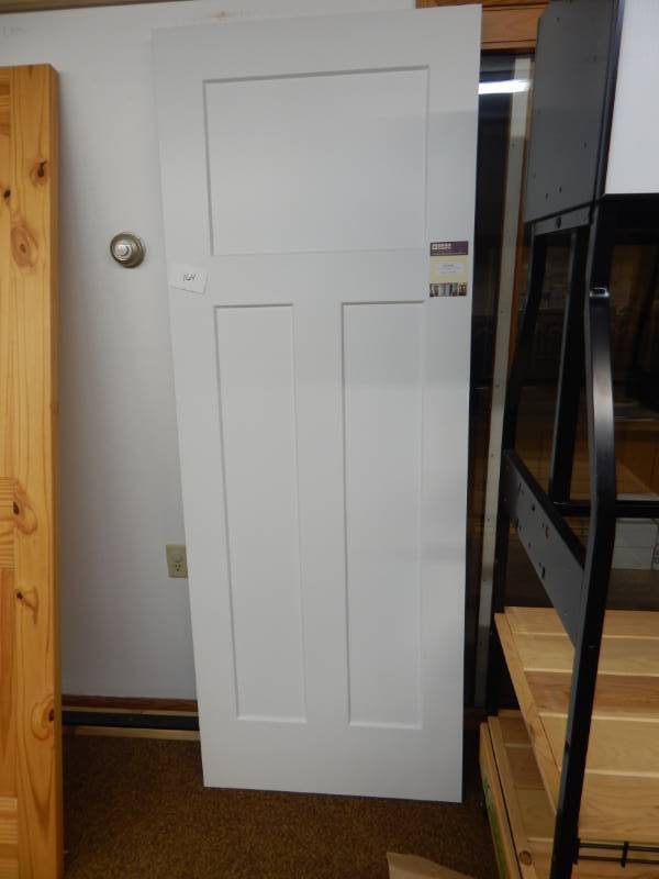 lot 164 image: 3 Panel White Door Slab