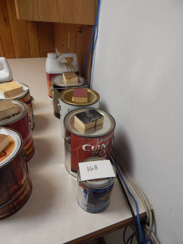 lot 168 image: 1 Lot of stains and wood brightener