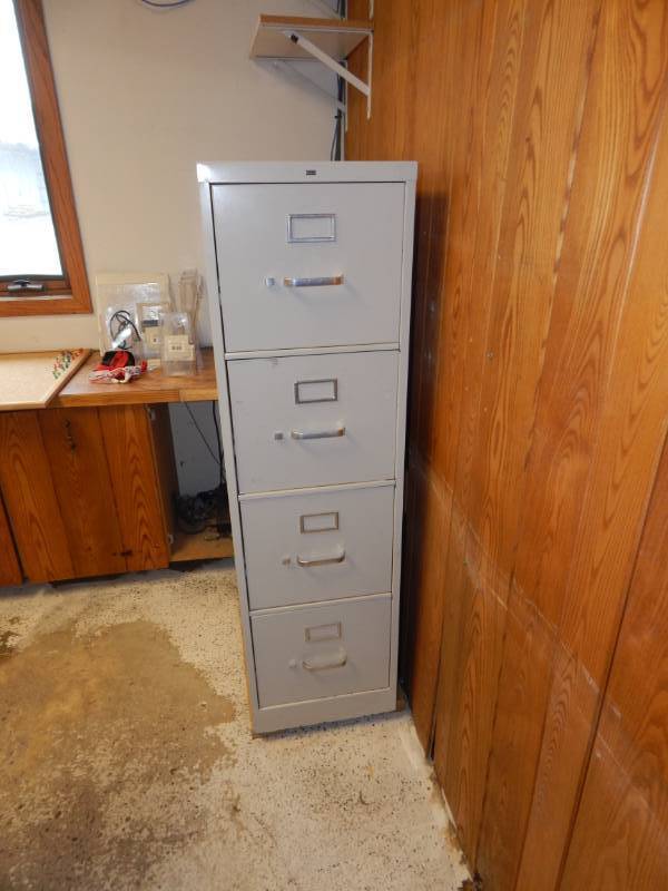 lot 186 image: 4 drawer white steel filing cabinet