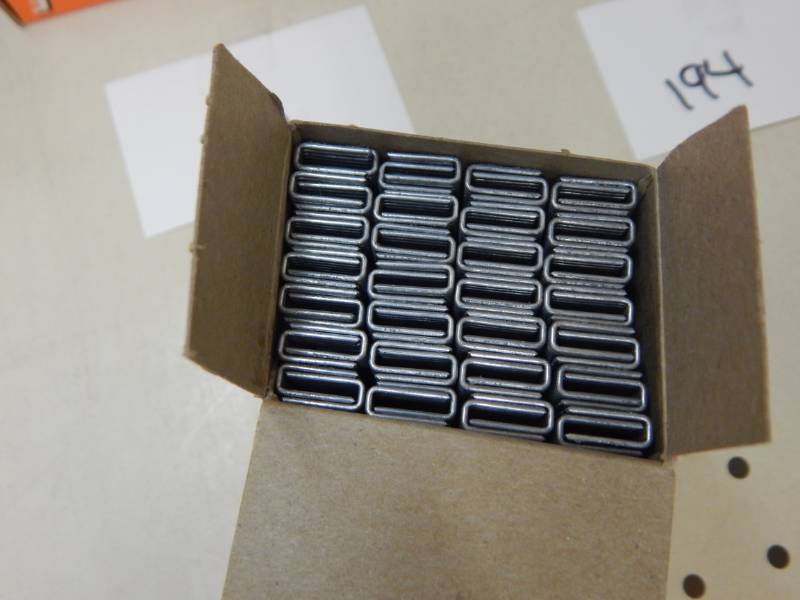 lot 194 image: Paslode 18 gauge Narrow Crown Staples