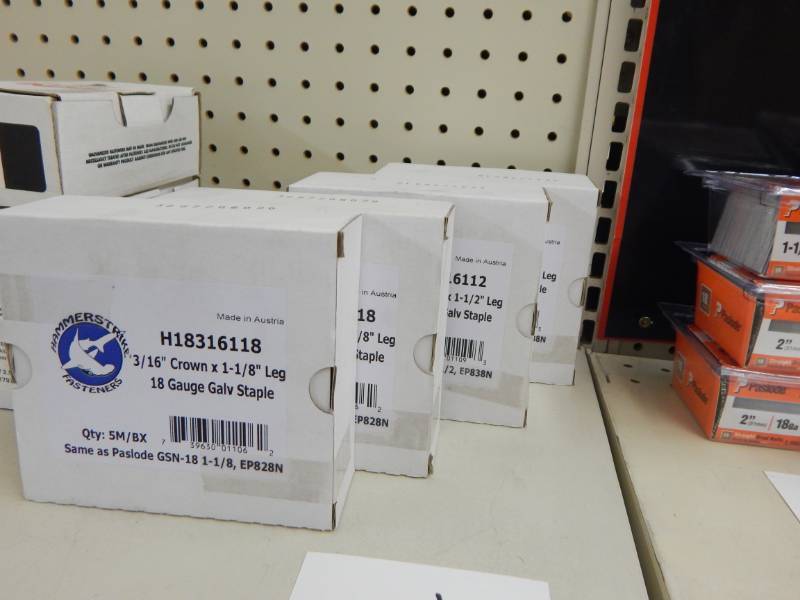 lot 201 image: Paslode Compatible 18 gauge Galvanized Staples