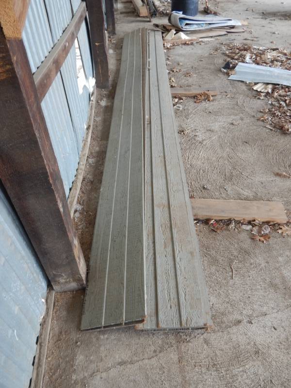 lot 214 image: Triple 4 Hardboard Siding