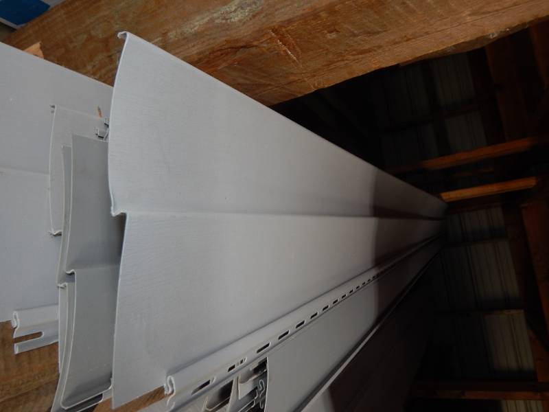 lot 225 image: Georgia-Pacific Double 4 Flint Vinyl Siding
