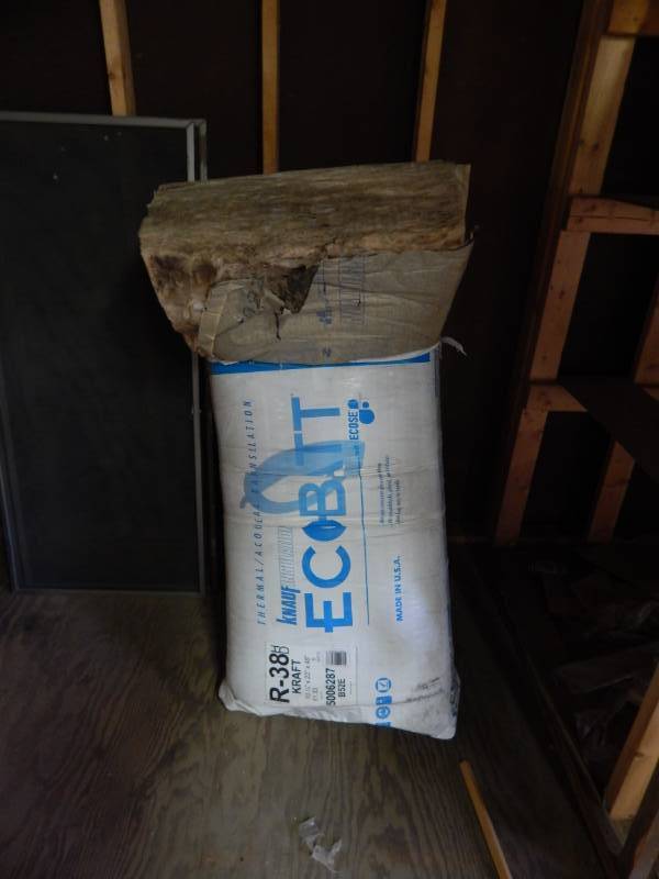 lot 263 image: 1 bundle batt insulation