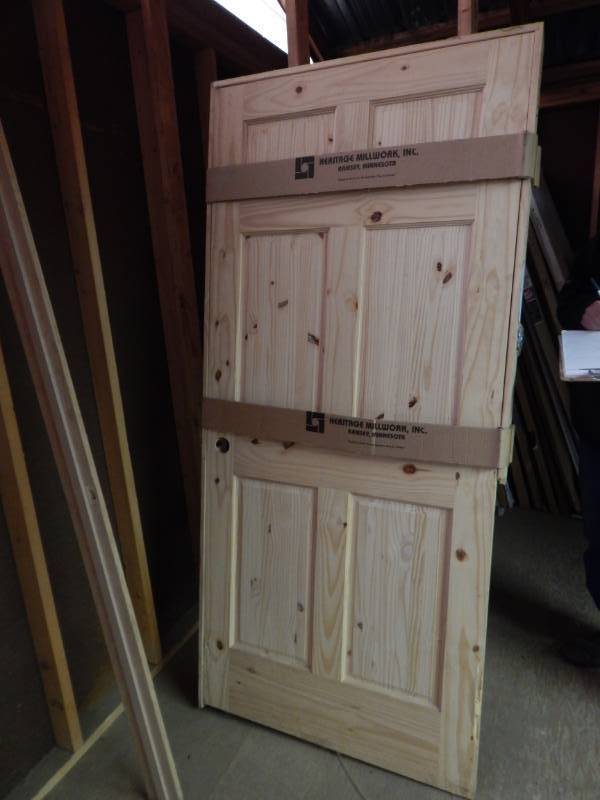 lot 278 image: 30 6 Panel Knotty Pine door