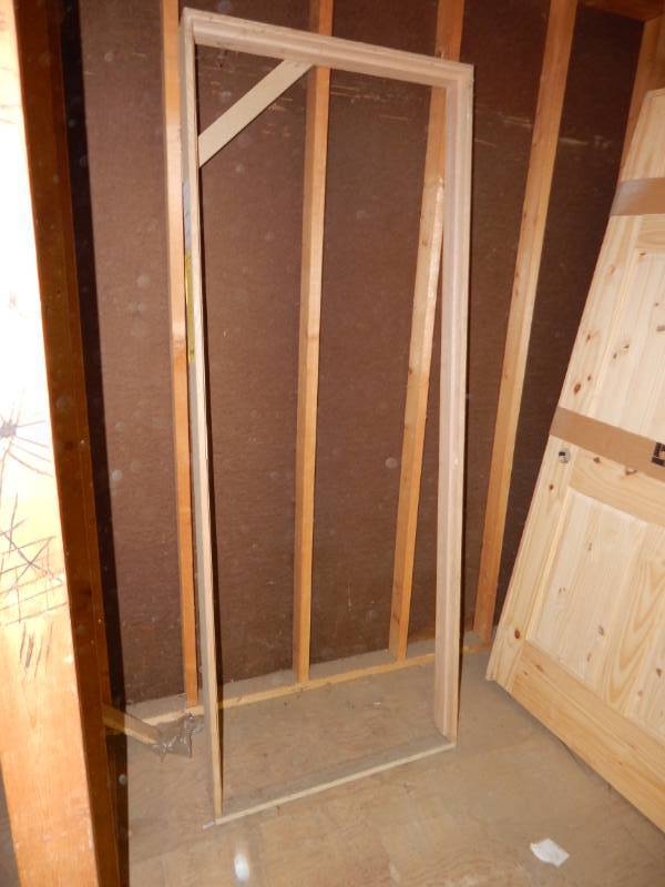 lot 279 image: 26 Door frame only