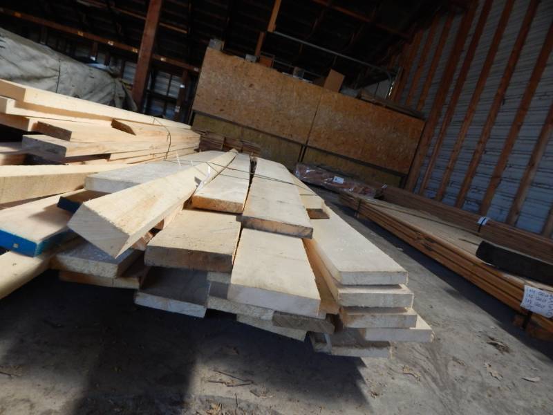 lot 320 image: Common Basswood boards