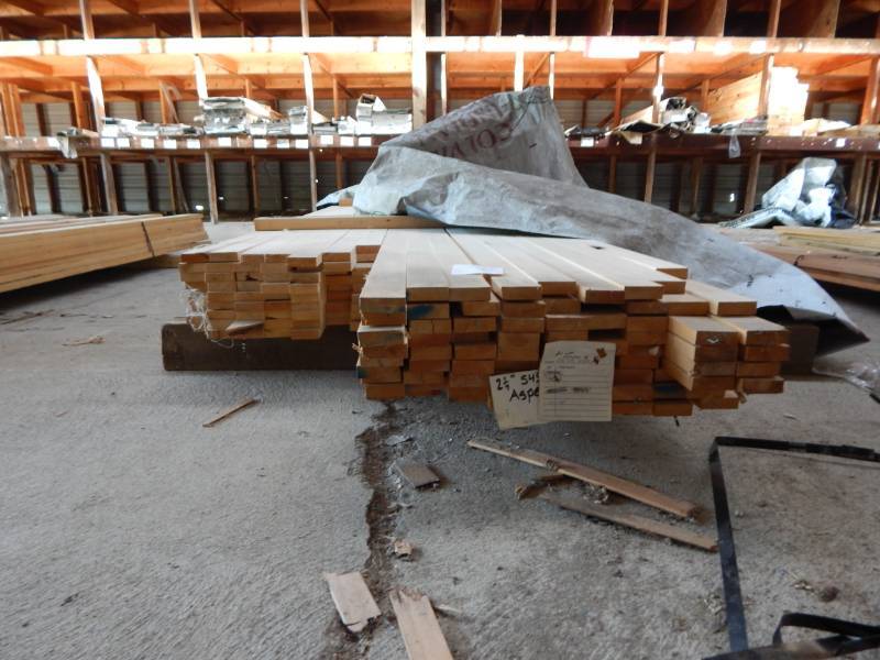 lot 339 image: Aspen boards