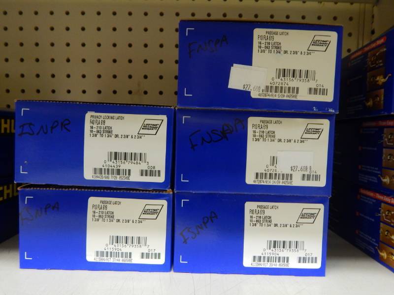lot 363 image: Lot of Satin Nickel Schlage Door Knobs