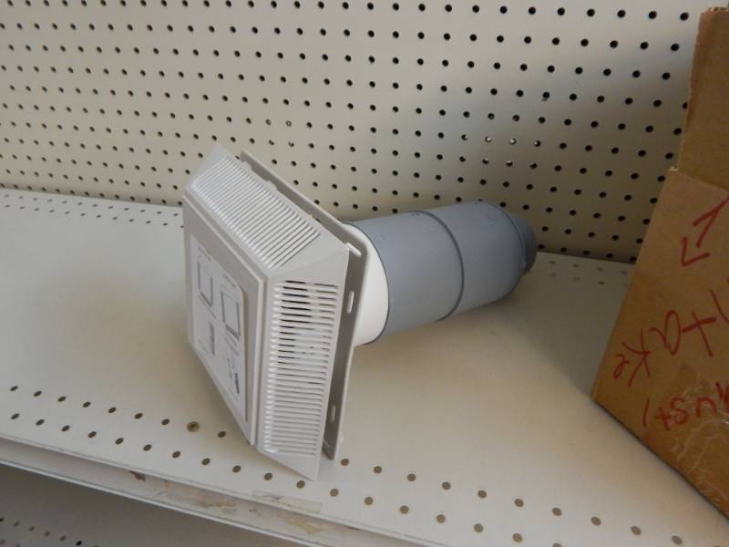 lot 380 image: Lot of Intake Vents