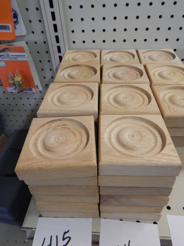 lot 416 image: Lot of Oak Rosettes