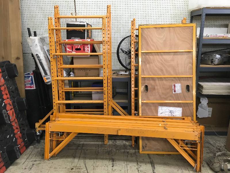 lot 81 image: Scaffolding