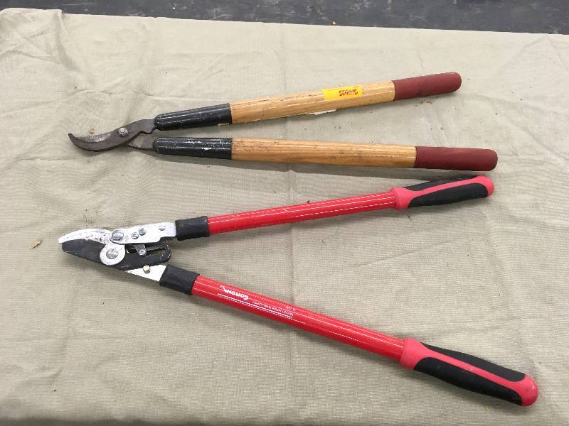 lot 109 image: WoodStick Cutters